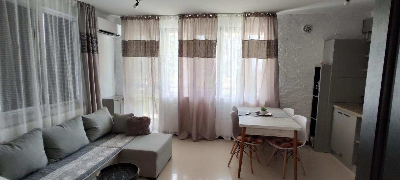 Ferienwohnung Lucas Năvodari Exterior foto